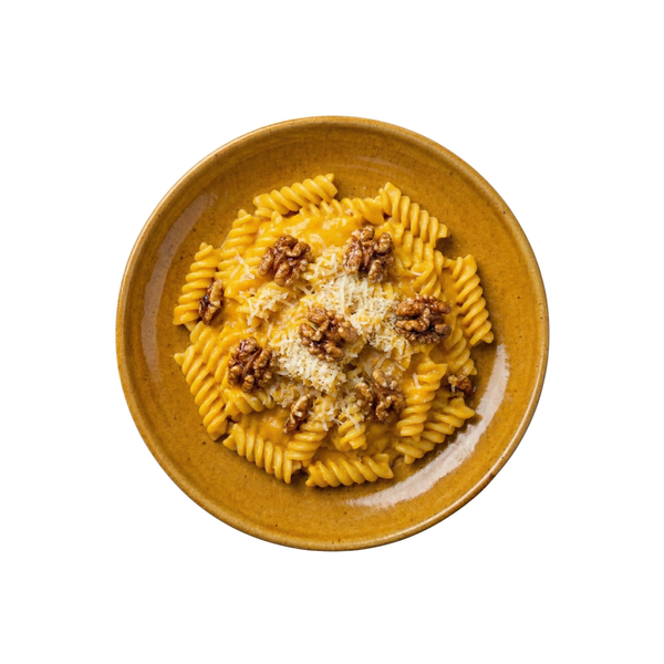 Fusilli in Kürbiscremesauce, karamellisierten Walnüssen und Parmesan