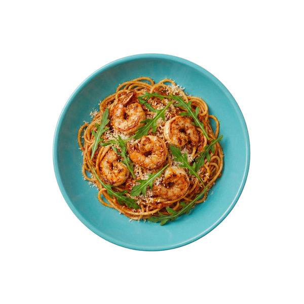 Garnelen mit Spagnetti in Paprika-Pesto-Sauce und Parmesan