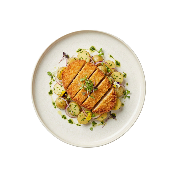 Hähnchen-Schnitzel auf lauwarmen Kartoffelsalat