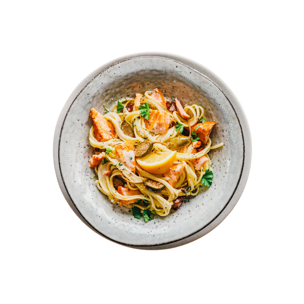 Lachs auf Fettuccini mit Dill-Senf-Sauce